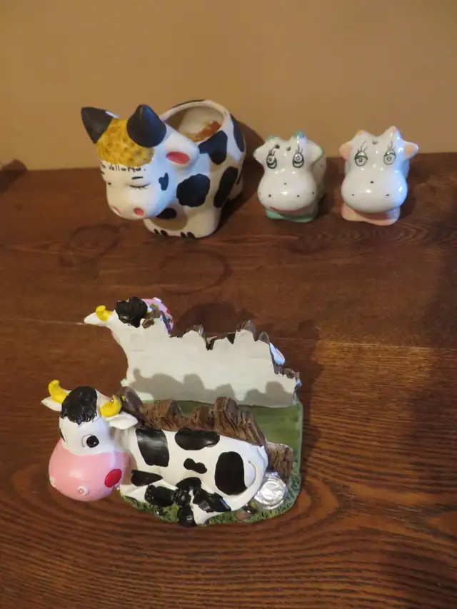 ITEM FORME DE VACHE NEUF ET PEU SERVI TB ETAT - Photo 4