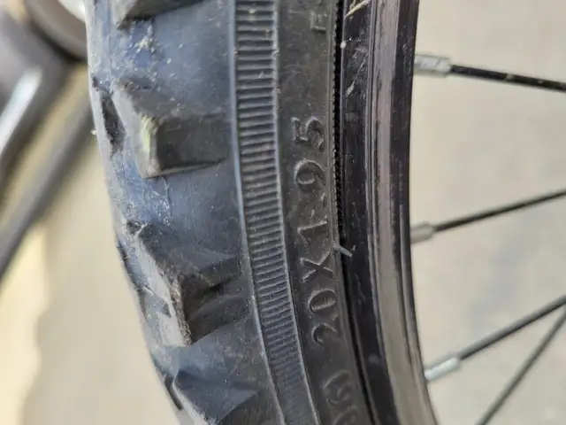 Kids mountain bike (20 inch wheels) - Photo 2