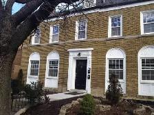 3bdm 2 bath in Forest Hill area of Toronto - Photo 14