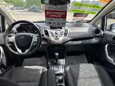 2013 Ford Fiesta SE - Photo 16
