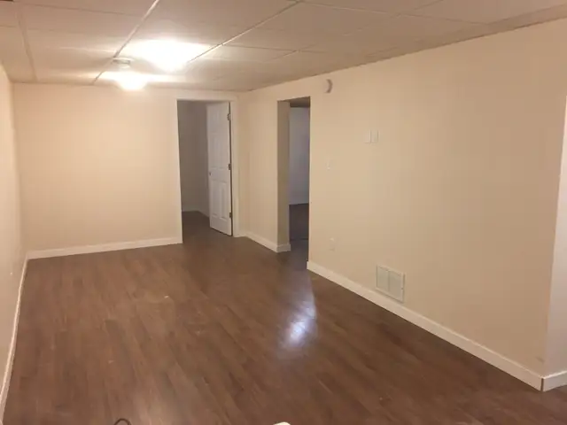 3 Bdrm Bsmt Suite for rent in Meadowlark (West Edm) (Util incl) - Photo 4