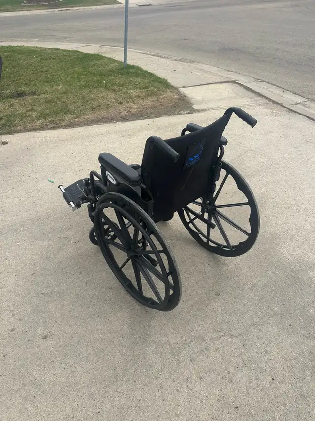 wheel chair for sale - Photo 4