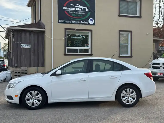 2013 Chevrolet Cruze LT Turbo - Photo 4