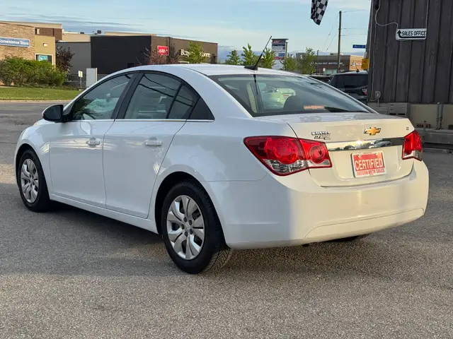 2013 Chevrolet Cruze LT Turbo - Photo 5