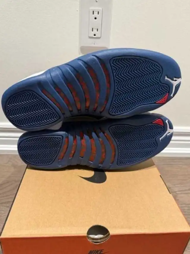 Air Jordan 12 Retro White/French Blue - Photo 5