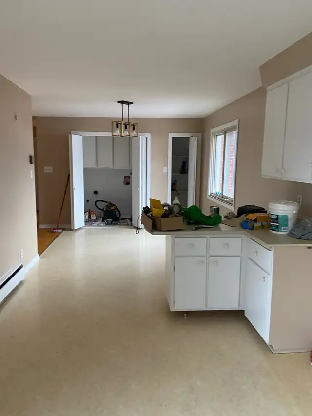 Large 5 1/2 for rent St-Leonard
