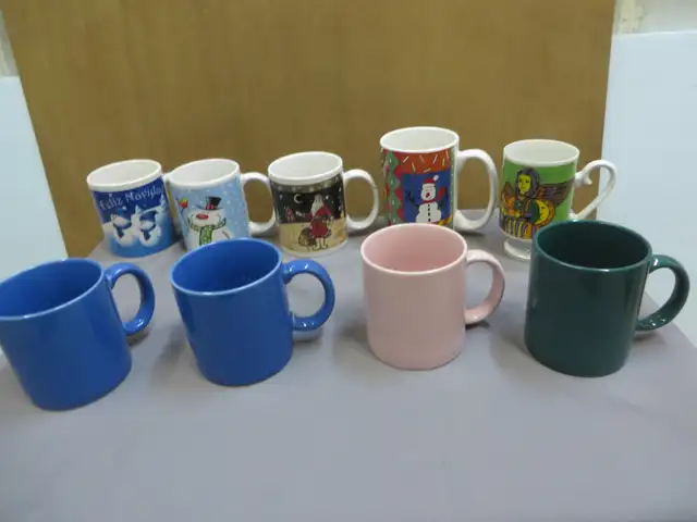 18 TASSES DIFF MODEL NEUVE ET PEU UTILISE COMME NEUVE - Photo 4