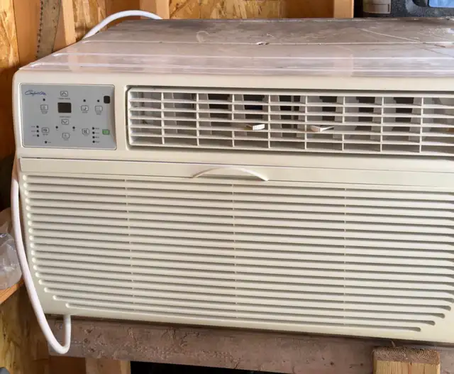 Climatiseur Comfort-Aire 18000BTU