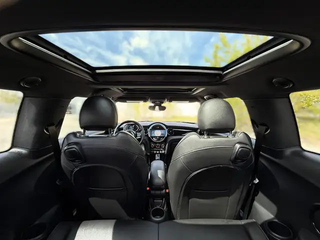 2023 MINI 3 Door Cooper S Automatic Certified Financing! - Photo 10