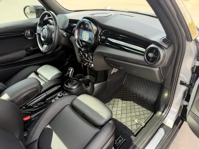2023 MINI 3 Door Cooper S Automatic Certified Financing! - Photo 16