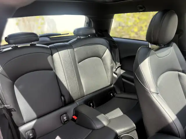 2023 MINI 3 Door Cooper S Automatic Certified Financing! - Photo 18