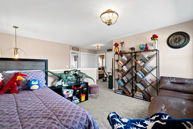 Former Showhome For Sale - Photo 9