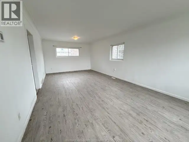 APARTMENT FOR RENT - 2 Bedrooms- Plus Full Basement-Separated - Photo 3