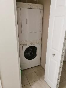 Beautiful one room in three room unit - Photo 10