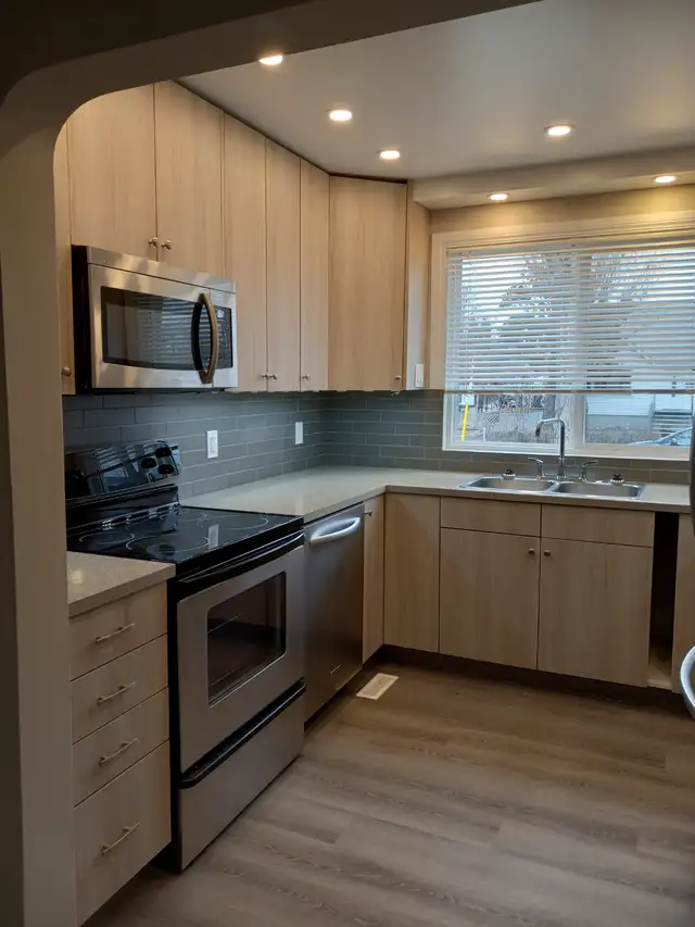 2 Bed   1 Bath Main Floor Bungalow
