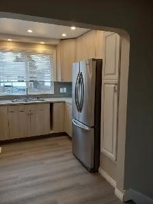 2 Bed   1 Bath Main Floor Bungalow - Photo 2