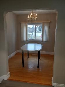 2 Bed   1 Bath Main Floor Bungalow - Photo 4