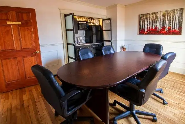 BUREAU POUR PROFFESSIONNEL À LOUER - Photo 4