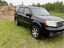 2 owner 2015 Honda Pilot Touring - Photo 4