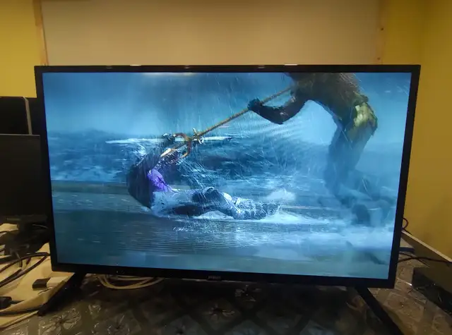 32 inch RCA LED HD TV for Desktop, Laptop, DVD, Camera Monitor