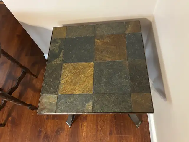 coffee table - Photo 7