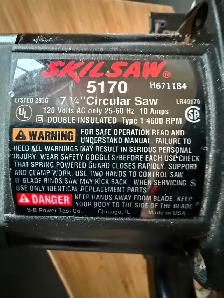 Skilsaw  7 1/4 Inch Circular Saw with New Blade