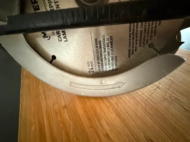 Skilsaw  7 1/4 Inch Circular Saw with New Blade - Photo 5