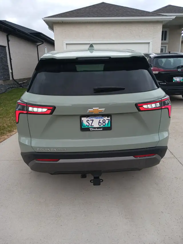 2025 Chevrolet Equinox AWD-Clean Title-14,000 KMS - Photo 3