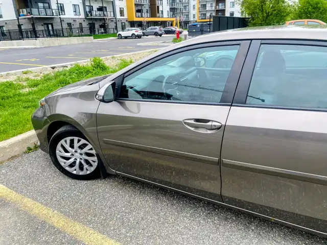 Toyota Corolla SE 2019 -17,200$ (122 871 km) - Photo 2