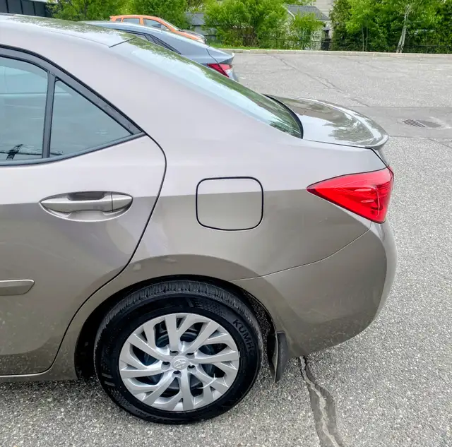 Toyota Corolla SE 2019 -17,200$ (122 871 km) - Photo 3