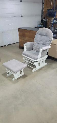 glider rocker with foot stool