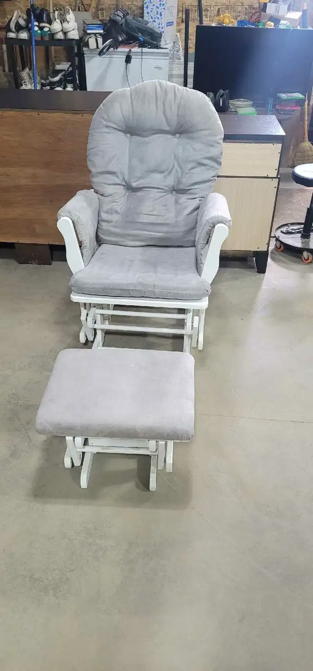 glider rocker with foot stool - Photo 2
