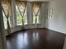 Large room for Rent