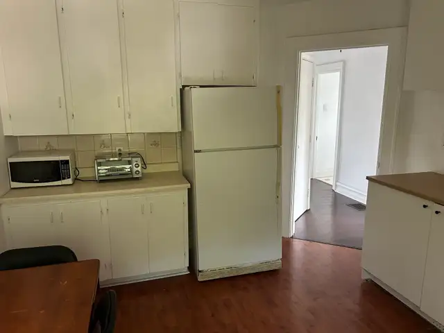 Large room for Rent - Photo 4