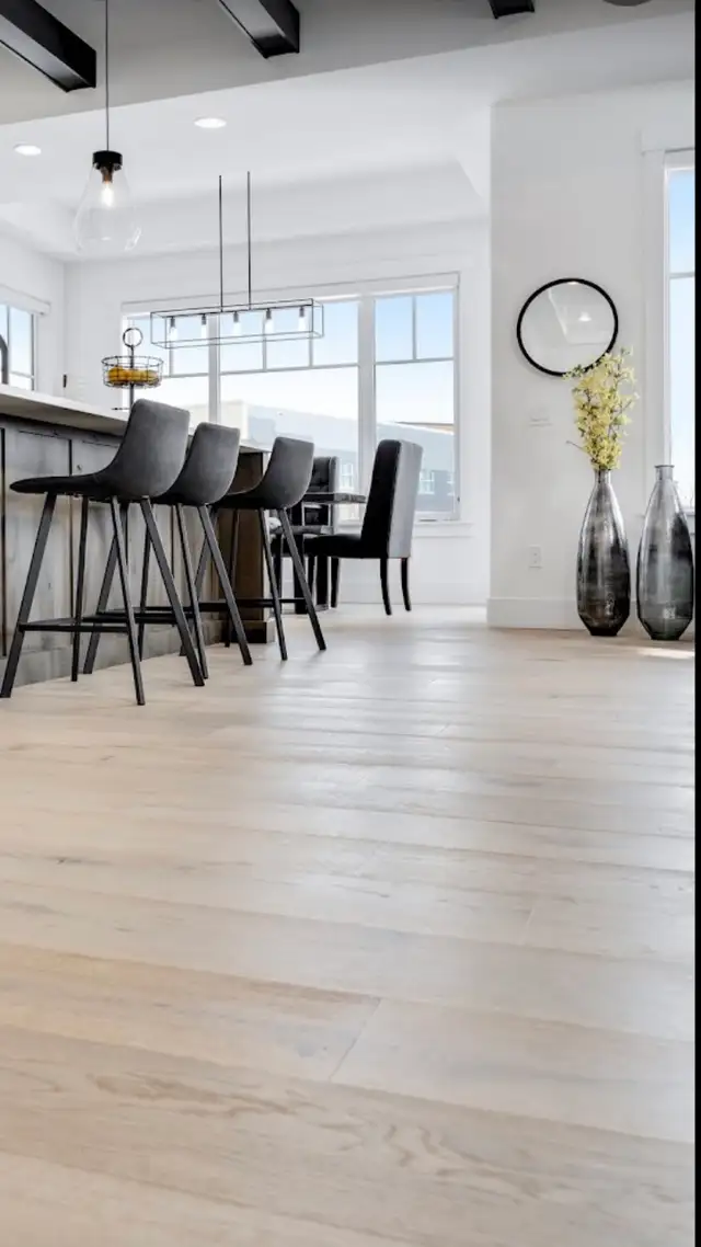 house flooring - Photo 7