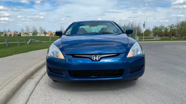 2005 Honda Accord EX V6 – Runs Great – Leather – 206,000 km - Photo 10