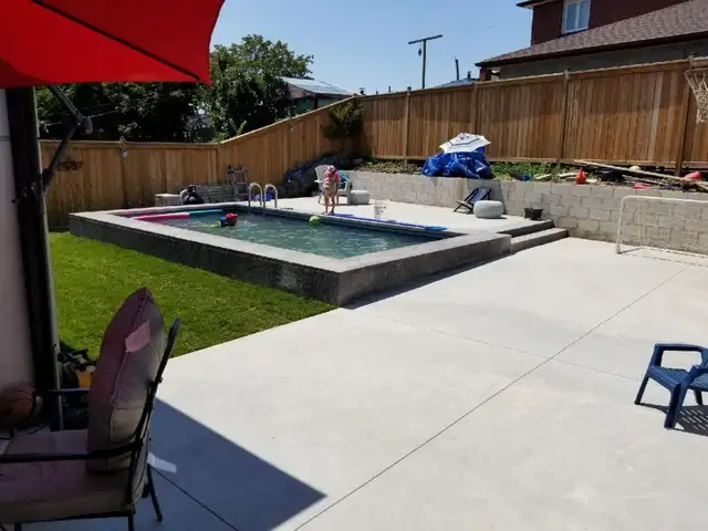 swimming pools - Photo 8