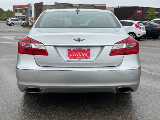 2013 Hyundai Genesis Sedan SEDAN 3.8 - Photo 6