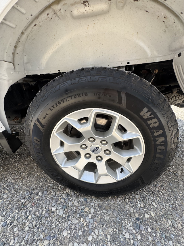 2021 Ford F 150 CREW CAB — POWER LIFT GATE — CERTIFIED — - Photo 7