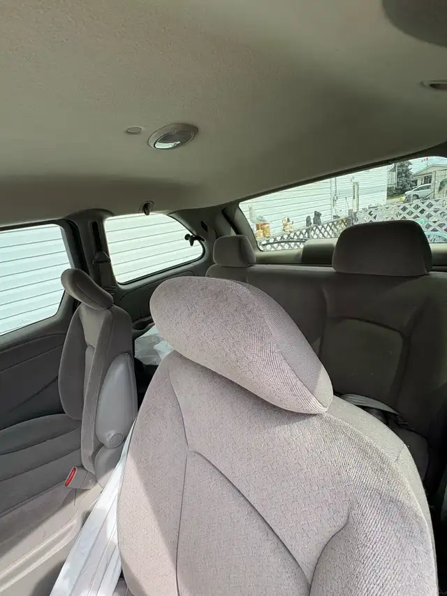 2002 dodge caravan (call number in description if interested) - Photo 5