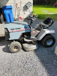 tracteur a gazon (craftman 12 h.p.)