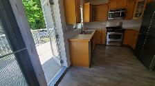MOVE IN NOW, 3 BEDS/2 BATHS HOUSE WITH GARAGE IN COLLEGE HEIGHTS - Photo 3