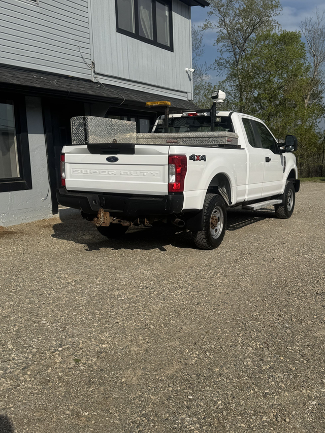 2017 Ford Super Duty F-250 SRW EXTENED CAB — CERTIFIED — 4x4 HEA - Photo 3