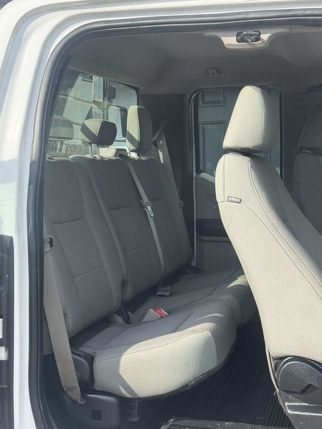 2017 Ford Super Duty F-250 SRW EXTENED CAB — CERTIFIED — 4x4 HEA - Photo 11