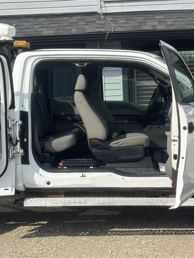 2017 Ford Super Duty F-250 SRW EXTENED CAB — CERTIFIED — 4x4 HEA - Photo 12
