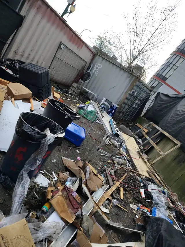 B's Clean Sweep. Junk Removal, Furniture Delivery & Trailer Haul - Photo 2