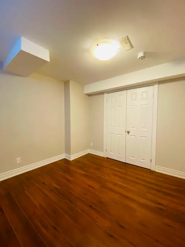 1 Bedroom Basement Apartment for Rent – East Gwillimbury (Sharon - Photo 5