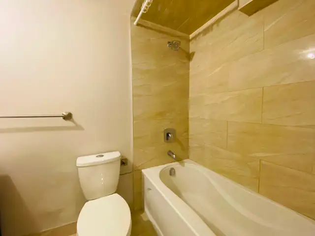 1 Bedroom Basement Apartment for Rent – East Gwillimbury (Sharon - Photo 21