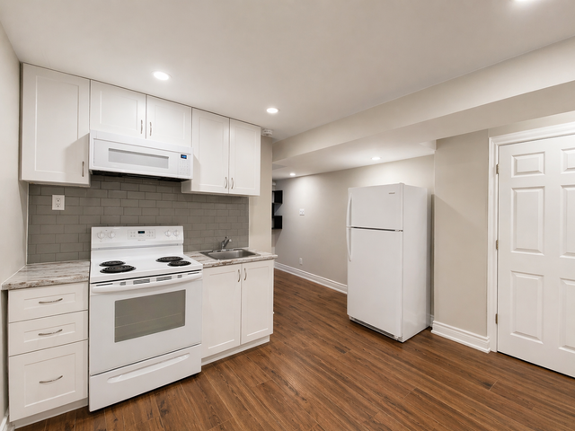 1 Bedroom Basement Apartment for Rent – East Gwillimbury (Sharon - Photo 30