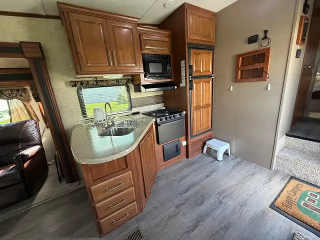 2015 Cougar Fifth Wheel - Photo 7